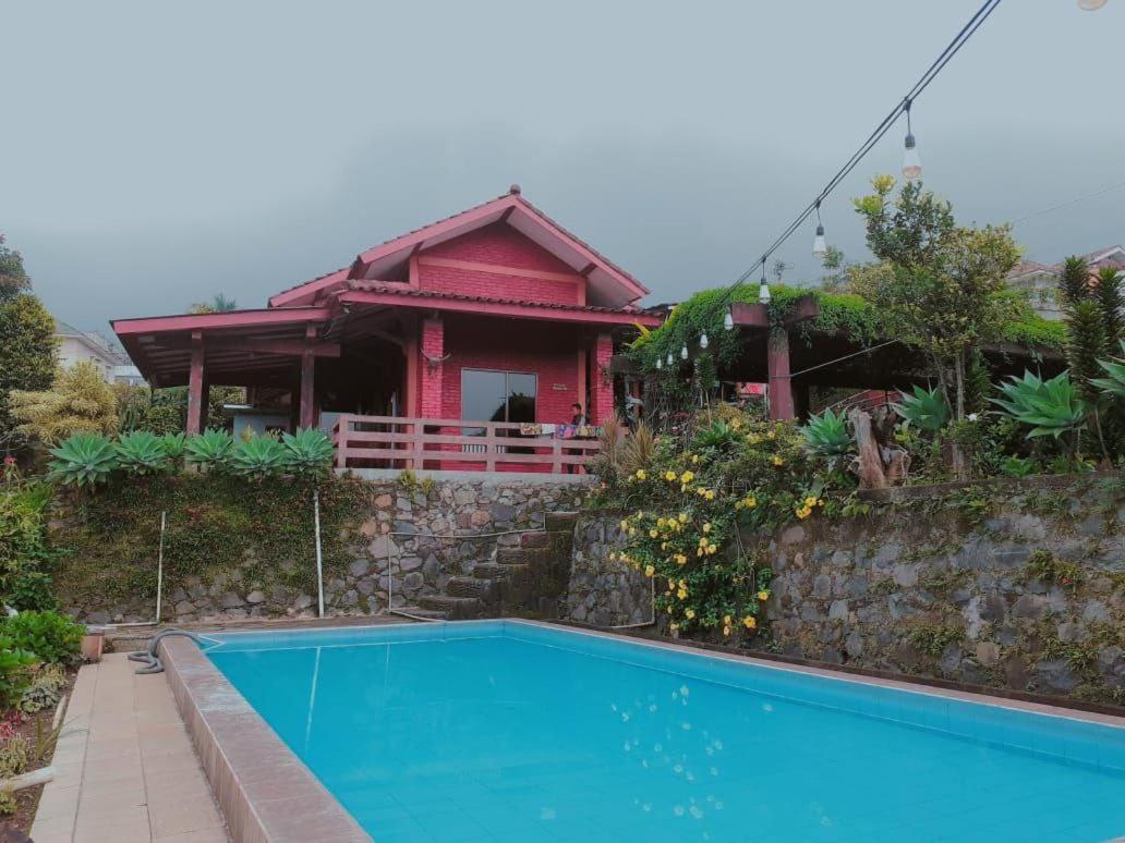 Villa Bata Merah By Spazie Paragajen Extérieur photo